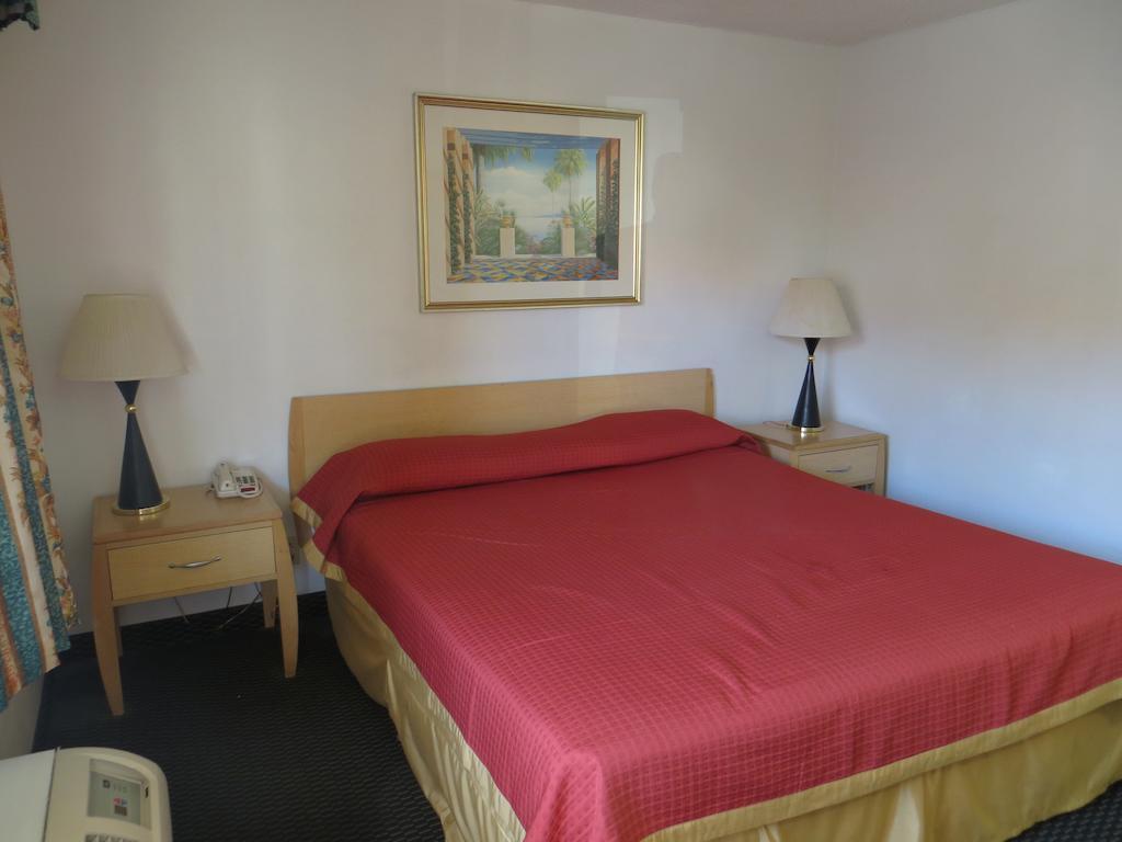 Riverside Inn & Suites Luaran gambar