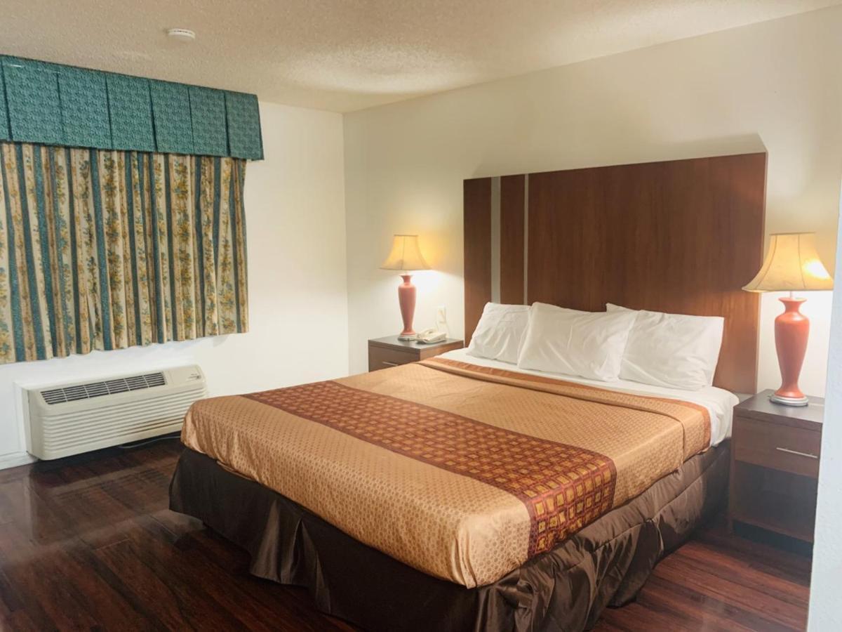 Riverside Inn & Suites Luaran gambar